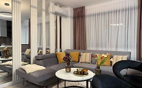 Luxevibe Apartments Near Mall Moldova